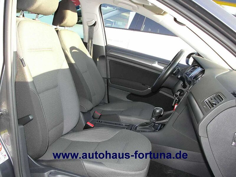 Volkswagen Golf VII Comfortline DSG Klimaautomatic AHK