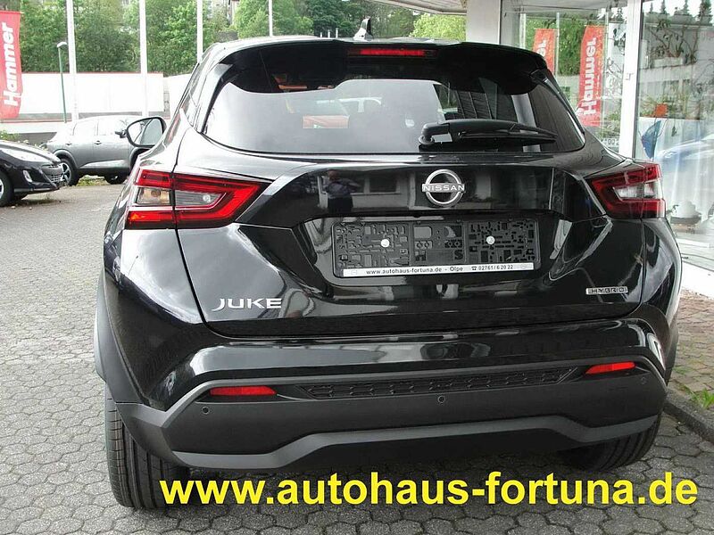 Nissan Juke 1.6 Hybrid Tekna Leder LED Bose 19-Zoll